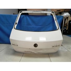 Крышка багажника Skoda Octavia Крышка багажника Skoda Octavia
