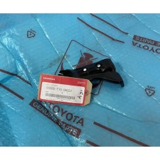 Кронштейн крыла передний левый Honda CR-V