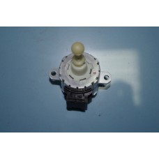 Регулятор угла наклона фар BMW 3 E90