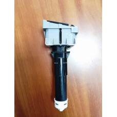 Форсунка омывателя фары правая Mazda 6