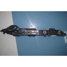 Направляющая заднего бампера левая Toyota Corolla