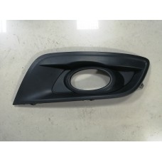 Рамка противотуманой фары левой Mazda 3