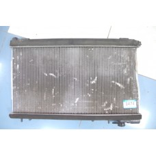 Радиатор охлаждения двигателя Subaru Forester Радиатор охлаждения двигателя Subaru Forester