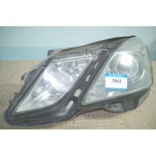 Фара передняя левая Mercedes-Benz E 220 Фара передняя левая Mercedes-Benz E 220