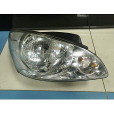 Фара передняя правая Hyundai Getz Фара передняя правая Hyundai Getz