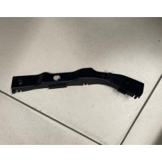 Кронштейн переднего бампера правый Geely MK Кронштейн переднего бампера правый Geely MK