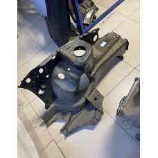 Брызговик левый с лонжероном в сборе ВАЗ-1118/2190