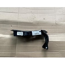 Кронштейн панели передней левый Mazda 6