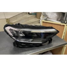 Фара передняя правая Volkswagen Polo 6