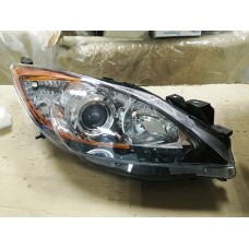 Фара передняя правая Mazda 3 Depo