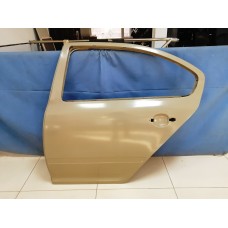 Дверь задняя левая Skoda Octavia III Bodyparts Дверь задняя левая Skoda Octavia III Bodyparts