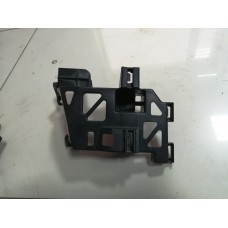 Кронштейн бампера переднего левый Mazda 3