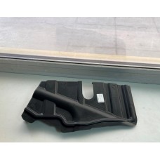 Пыльник двигателя боковой правый Kia Ceed Пыльник двигателя боковой правый Kia Ceed