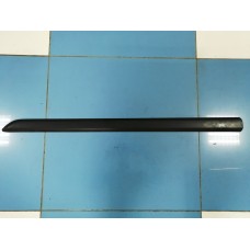 Молдинг двери передней левой Skoda Yeti Молдинг двери передней левой Skoda Yeti