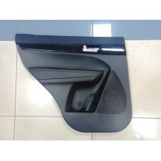 Обшивка двери задняя левая Kia Sorento