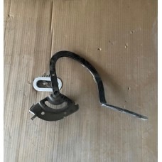 Петля крышки багажника правая Chevrolet Cruze Петля крышки багажника правая Chevrolet Cruze