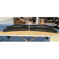 Решетка под дворники Suzuki Escudo