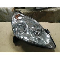 Фара передняя правая Opel Zafira B