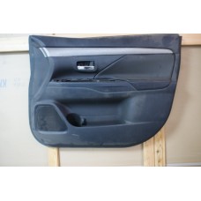 Обшивка двери передней правой Mitsubishi Outlander III GF 2012>