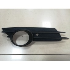 Накладка противотуманной фары правая Opel Corsa D