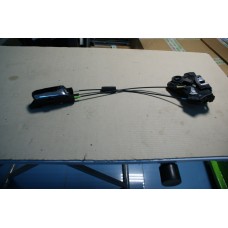 Замок двери передней правой в сборе с внутренней ручкой Suzuki Grand Vitara