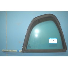 Стекло двери задней правой Peugeot 408