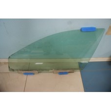 Стекло переднее левое Volvo XC70