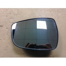 Зеркальный элемент левый Hyundai Solaris